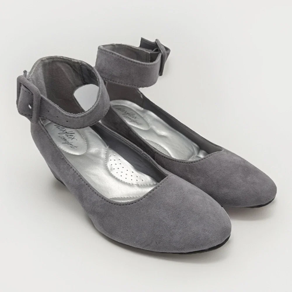 DexFlex Comfort J. Renee Gray Faux Suede Wedge Strap Heels Women's 6.5 EU 38